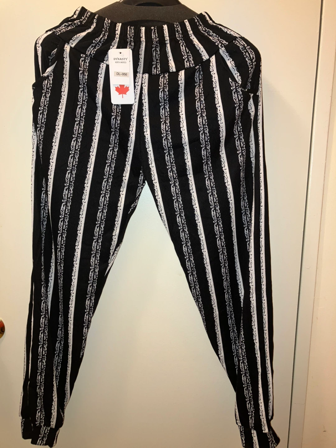 New-Dynasty North America DL-956 Striped Jogger Pants-size Small