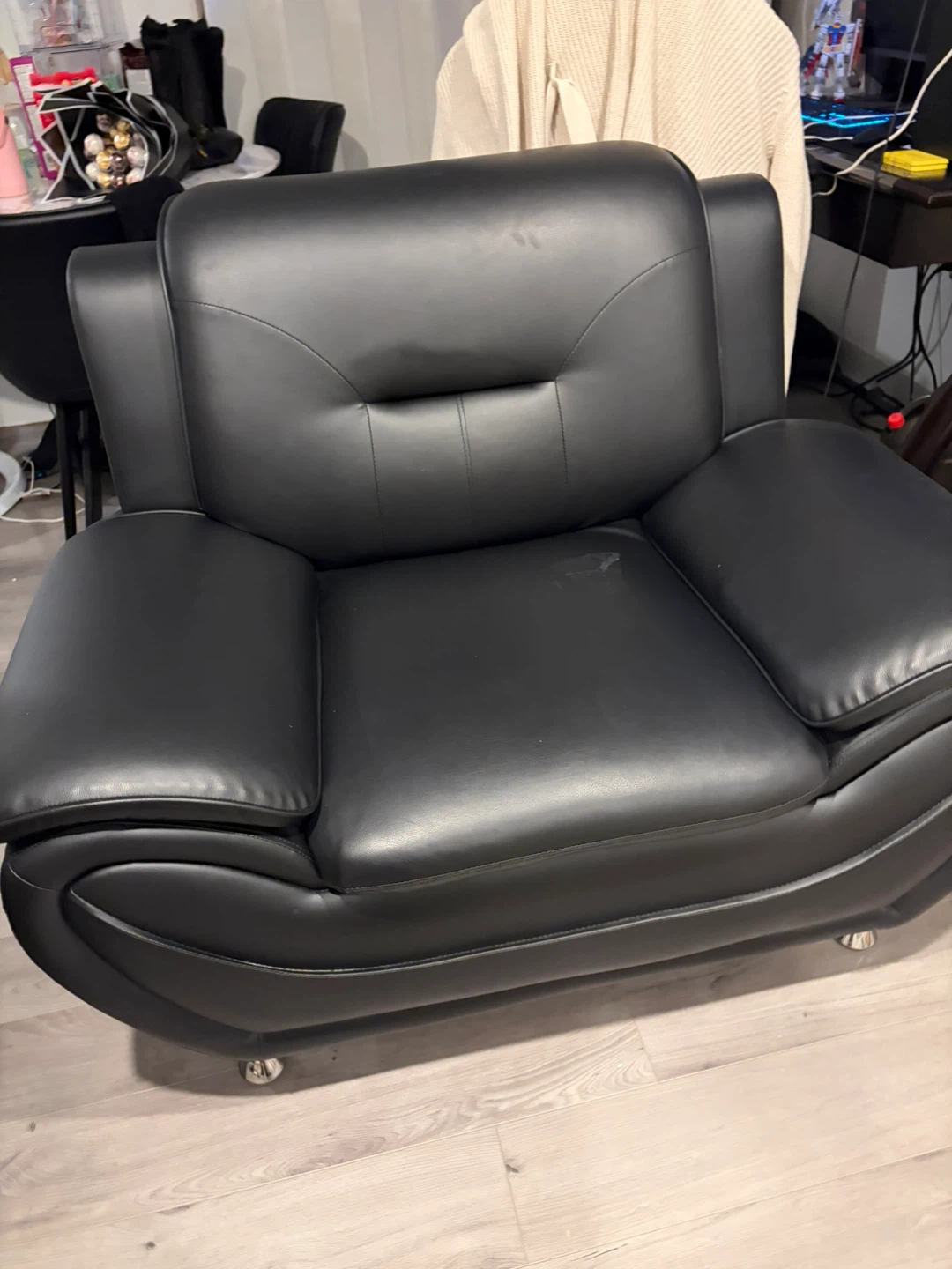 3-piece Black Sofa Set - photo 3