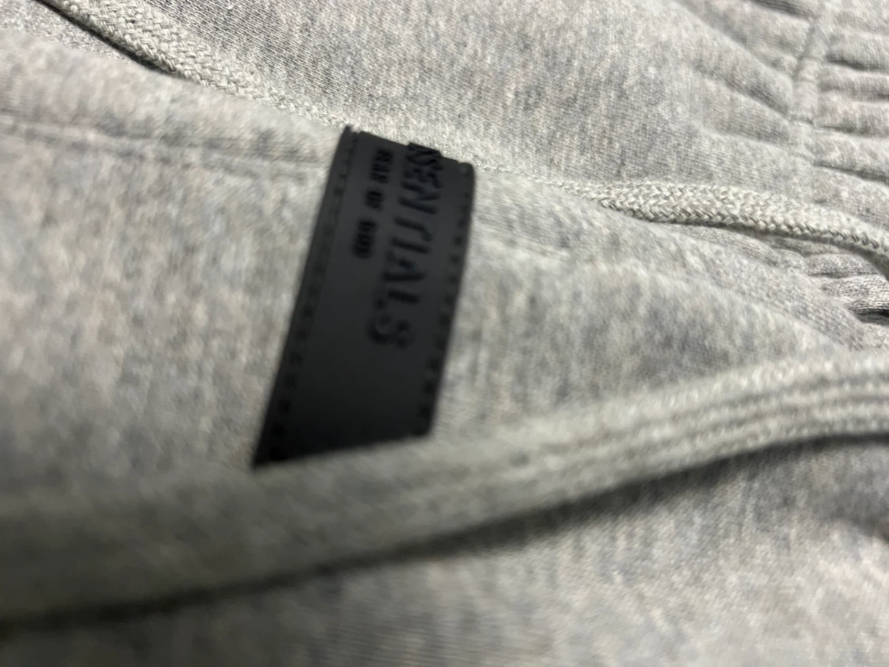 [HIGH QUALITY] Dark Oatmeal Essential shorts - photo 4