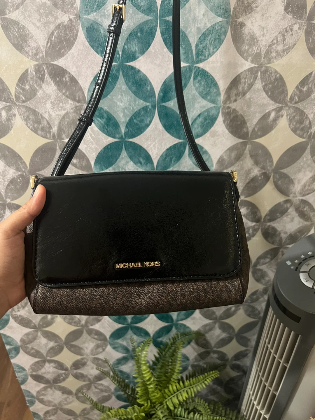 Michael Kors / MK Shoulder Bag - used once - photo 3