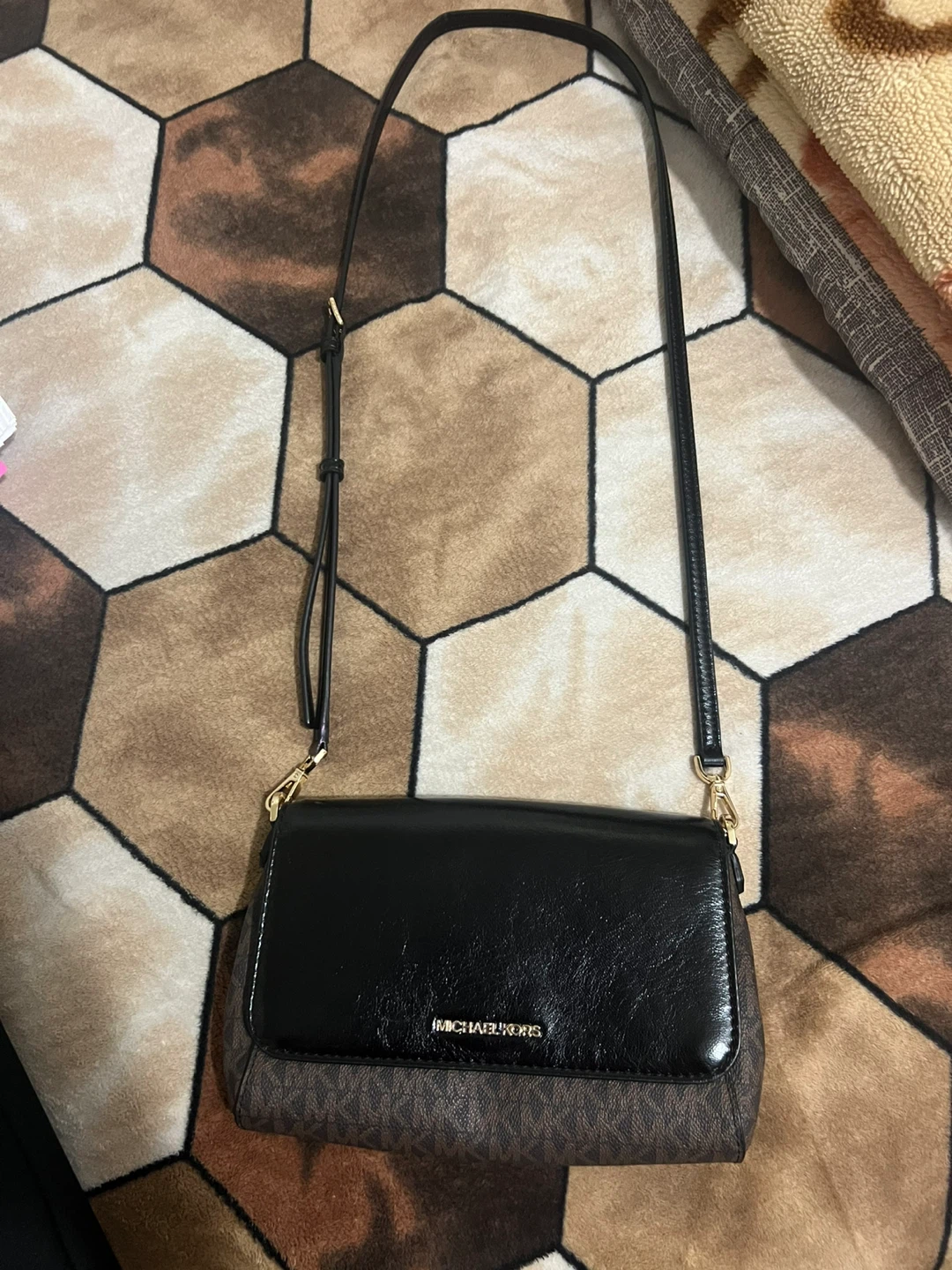 Michael Kors / MK Shoulder Bag - used once - photo 4