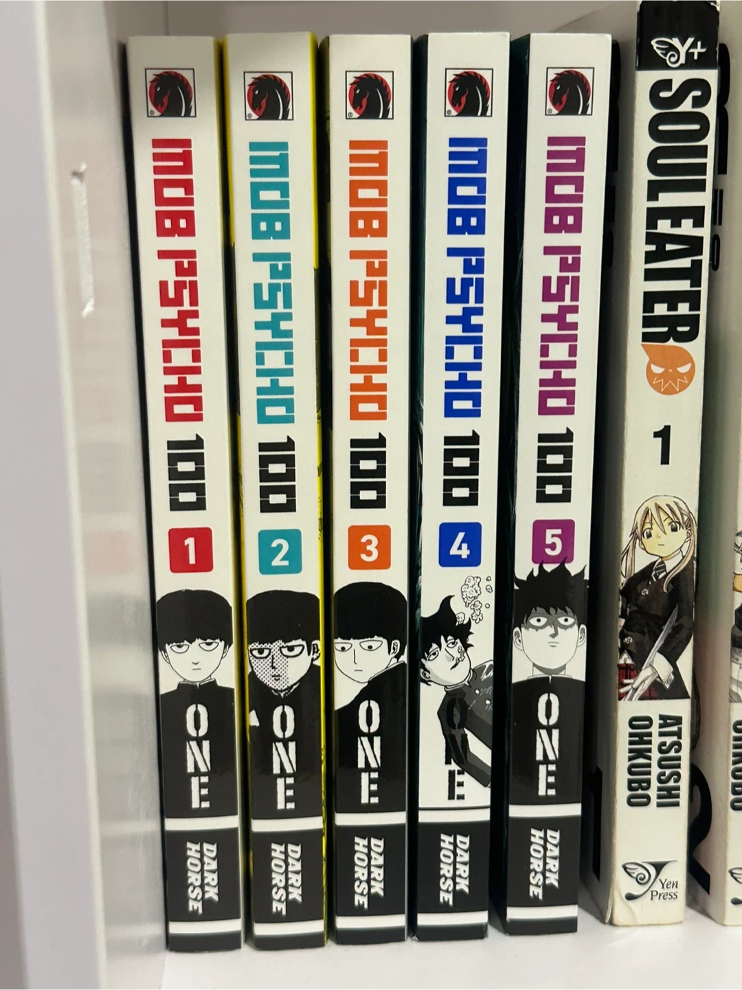 Mob psycho 100 volumes 1-5