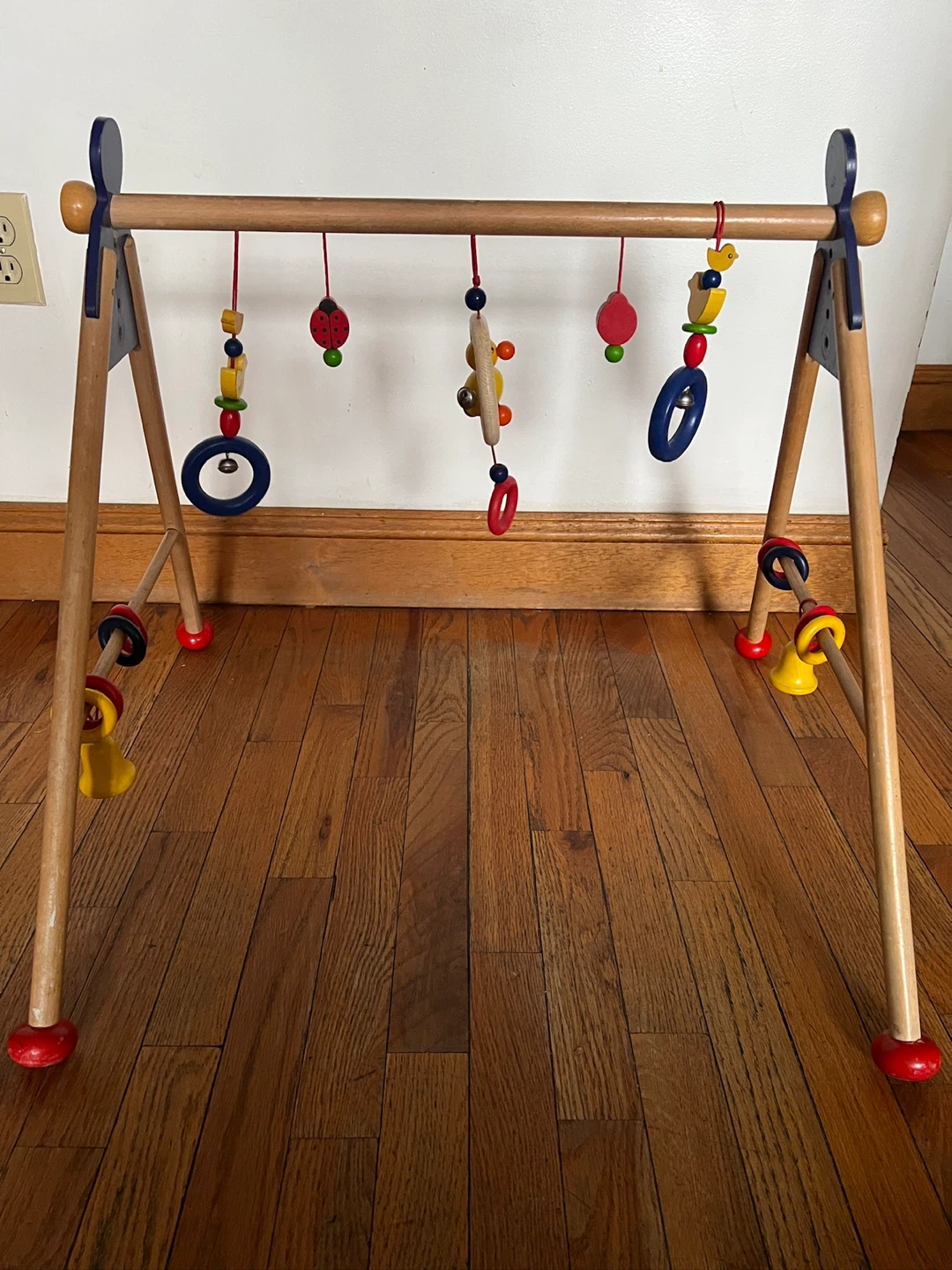 Wooden Baby Gym with Hanging Toys - photo 4