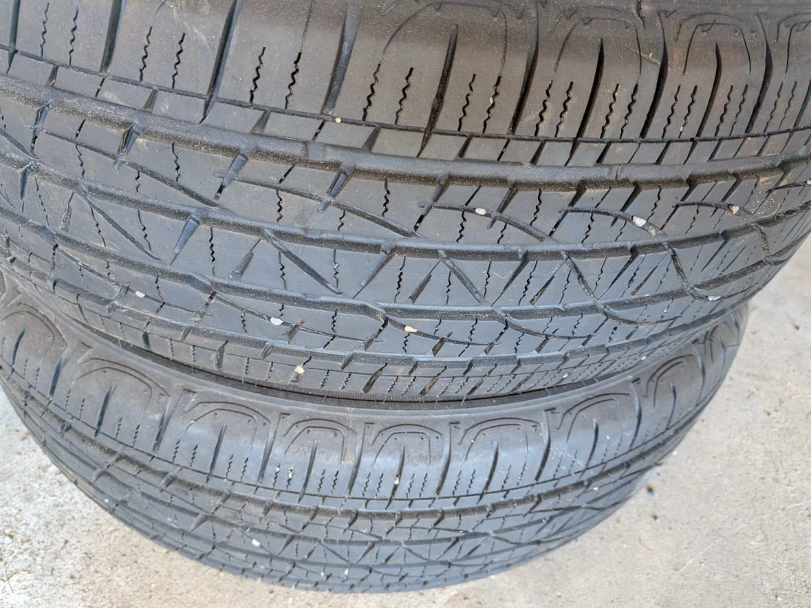 Set of 4 Used Tires - photo 2