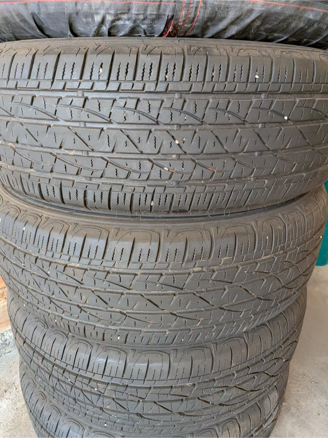 Set of 4 Used Tires - photo 4