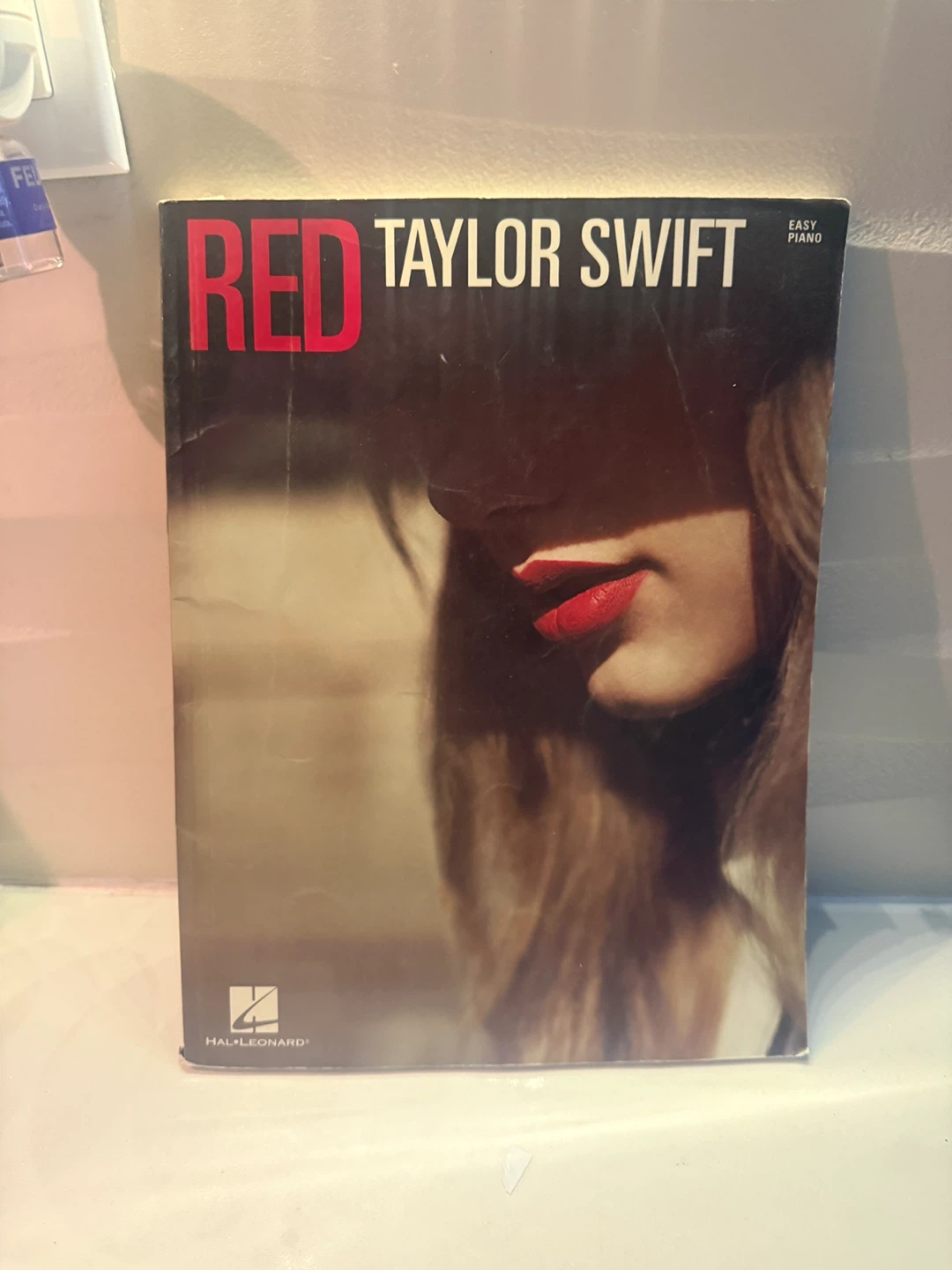 Taylor Swift Red Easy Piano Sheet Music Book