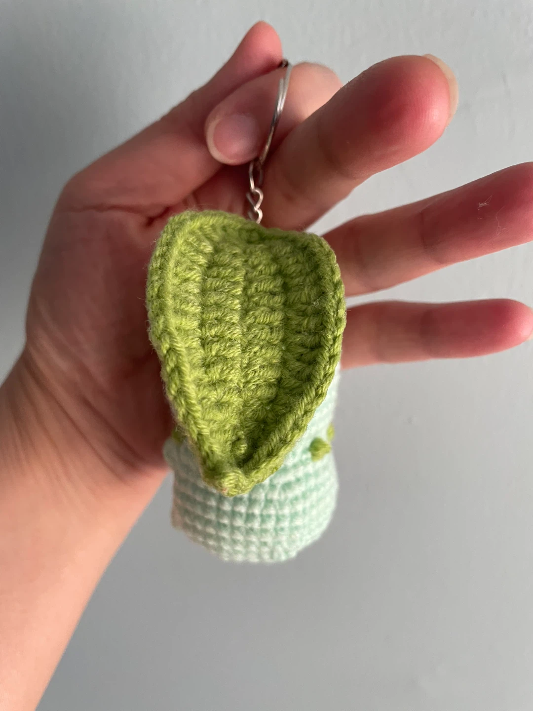Crocheted "Chikorita" Keychain - photo 3
