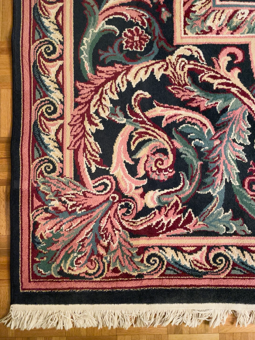 Large Vintage Oriental Weavers Area Rug, 1970’s - photo 3