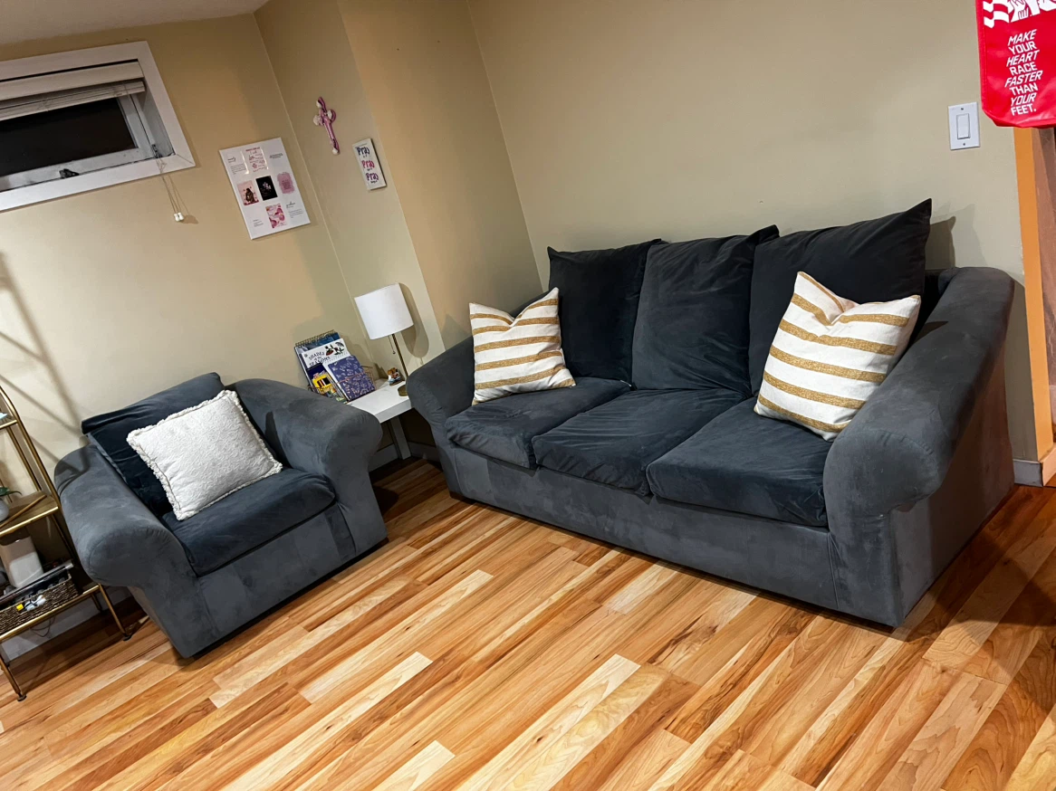 FREE COUCH DELIVERY AVAILABLE