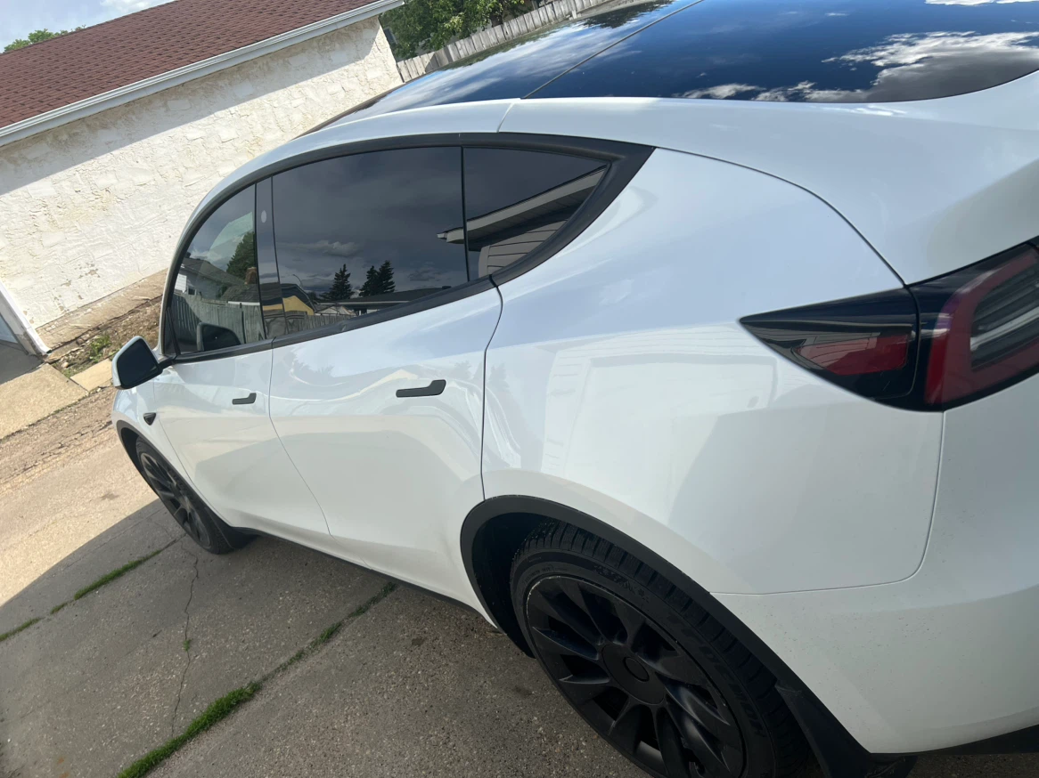 Tesla model y 2023 - photo 4