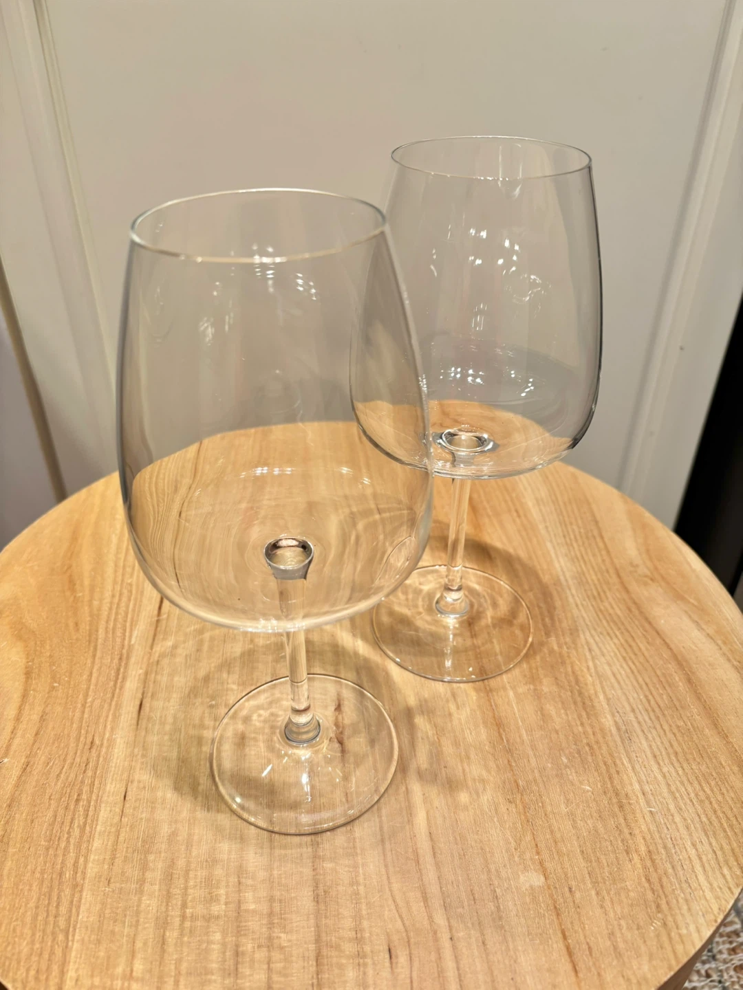 Set of 4 Clear Wine Glasses