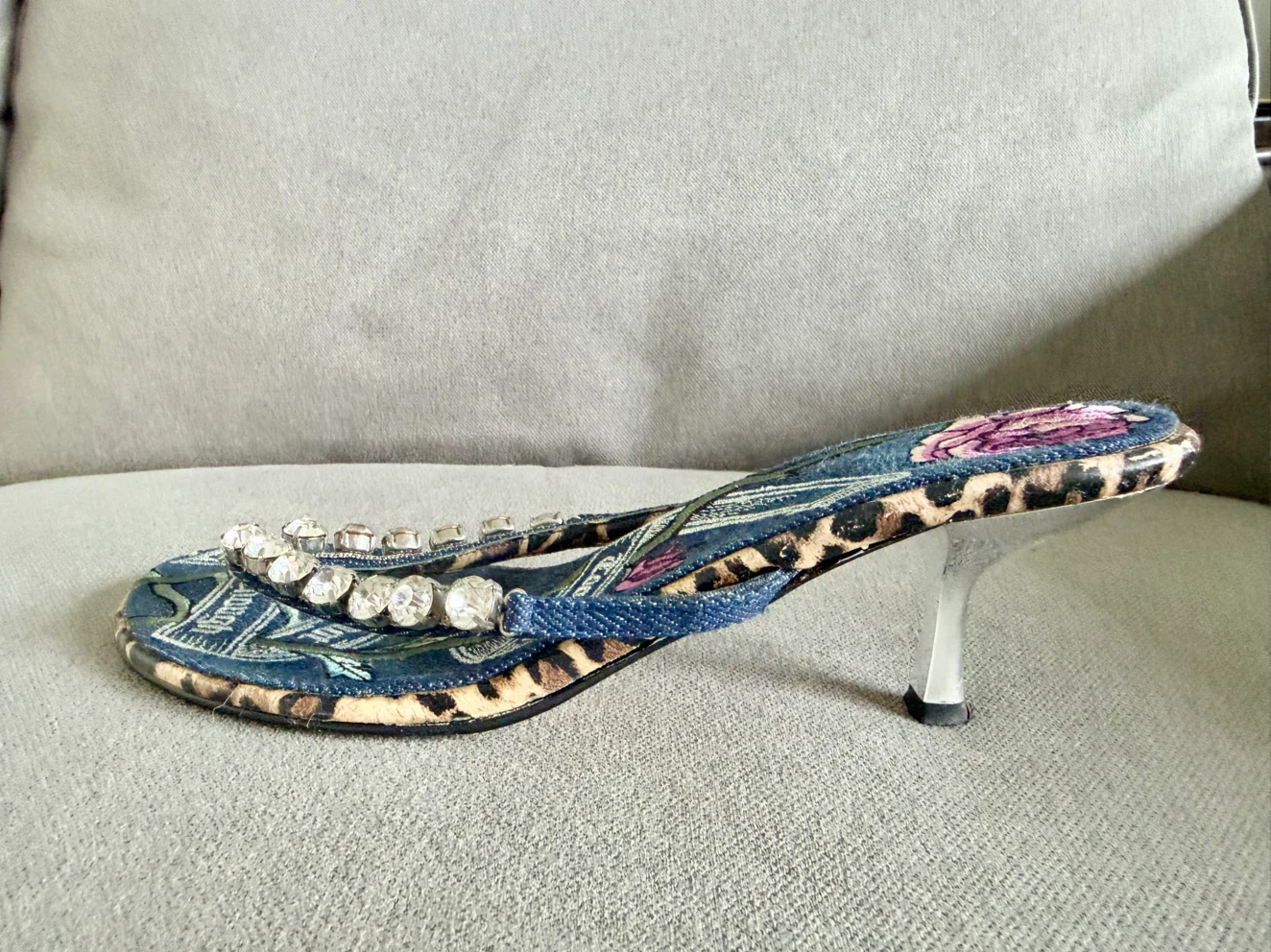 Beverly Feldman Designer Rhinestone Denim Sandals Size 9 - photo 3
