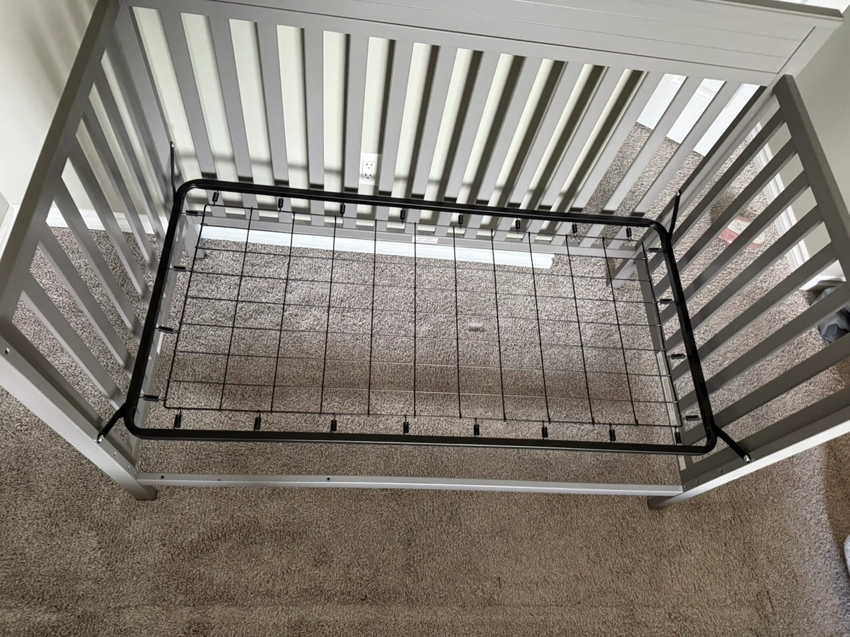 Grey convertible crib - photo 4