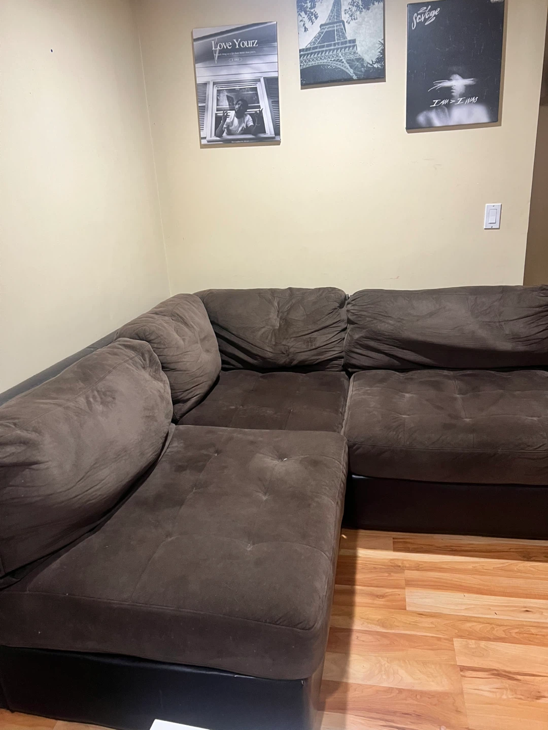 Free couch, delivery available - photo 2