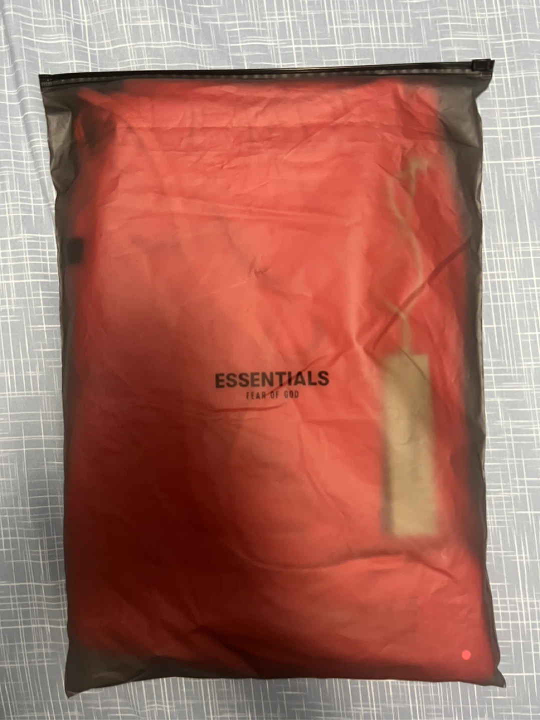 Size XL FW22 Coral Essential Shorts