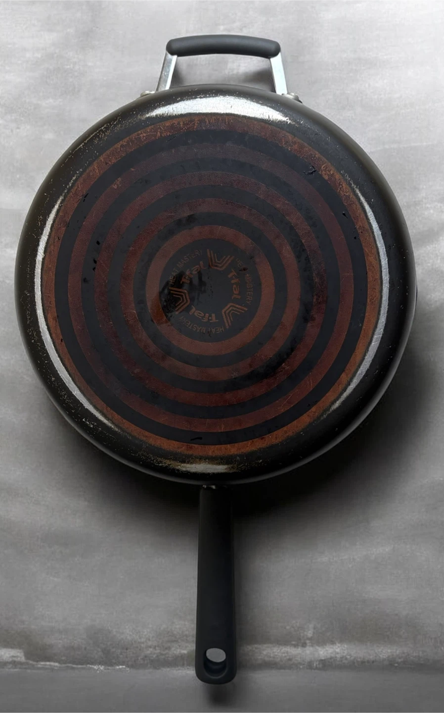 T-fal Deep Sauté Pan with Helper Handle used condition as is - photo 5