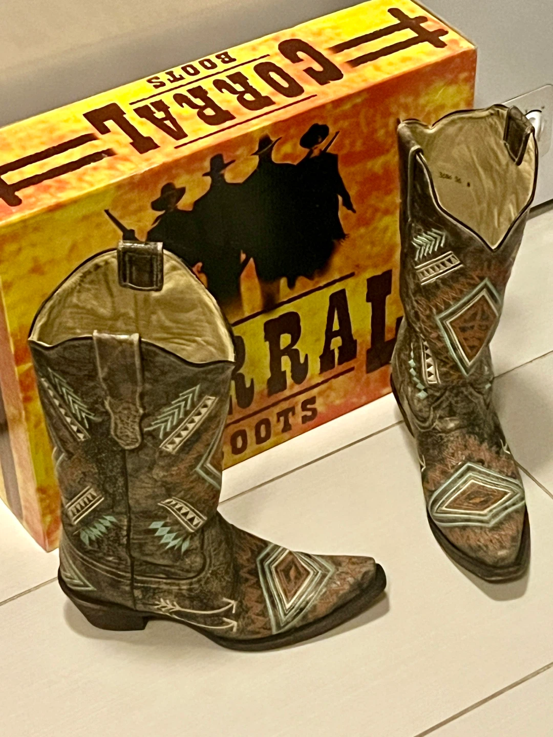 Corral Boots Women's Size 7 Western Boots - photo 2