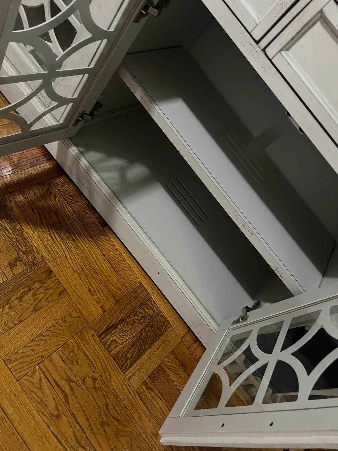 White Wood Console Table with Glass Doors - photo 5