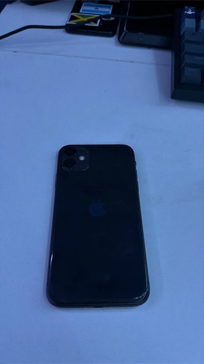Apple iPhone 11 Black - photo 2