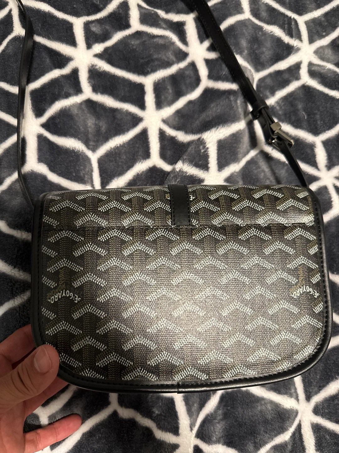 Goyard Paris Crossbody Bag - photo 3