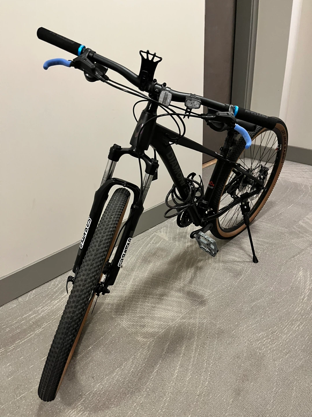 Diamondback Hillside Women Mountain Bike