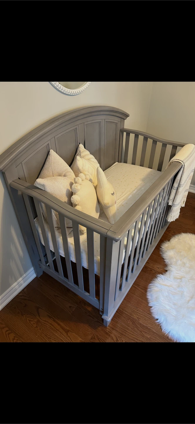 Grey Convertible Baby Crib - Like New! - photo 2