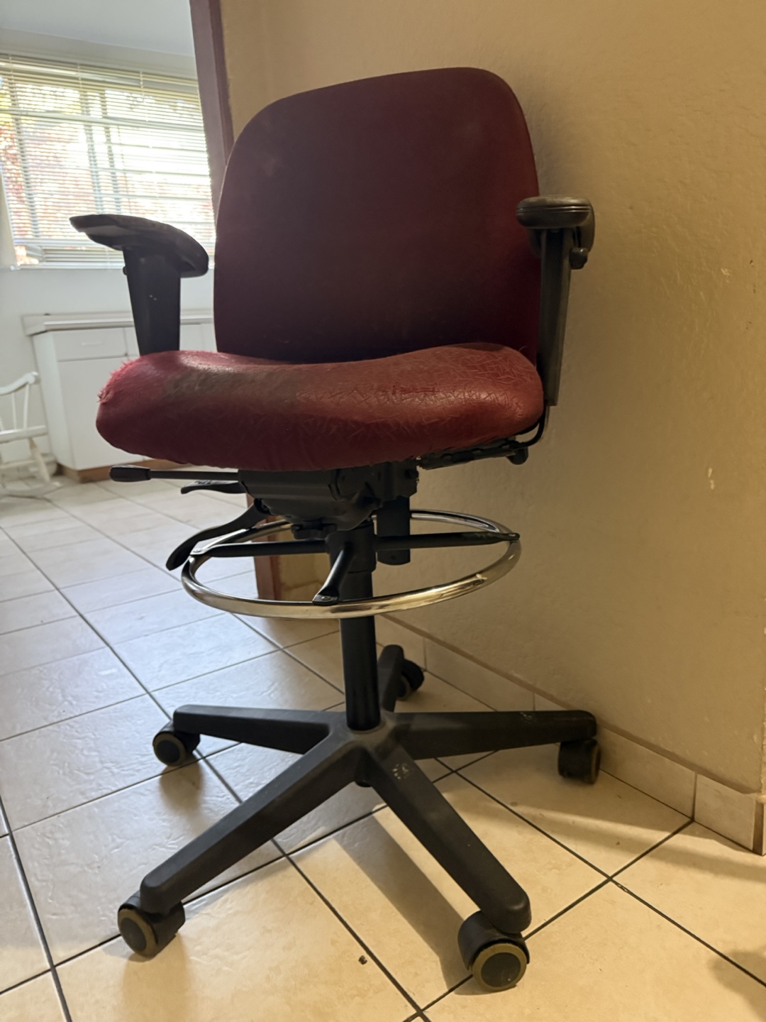 Red Office Chair with Footrest