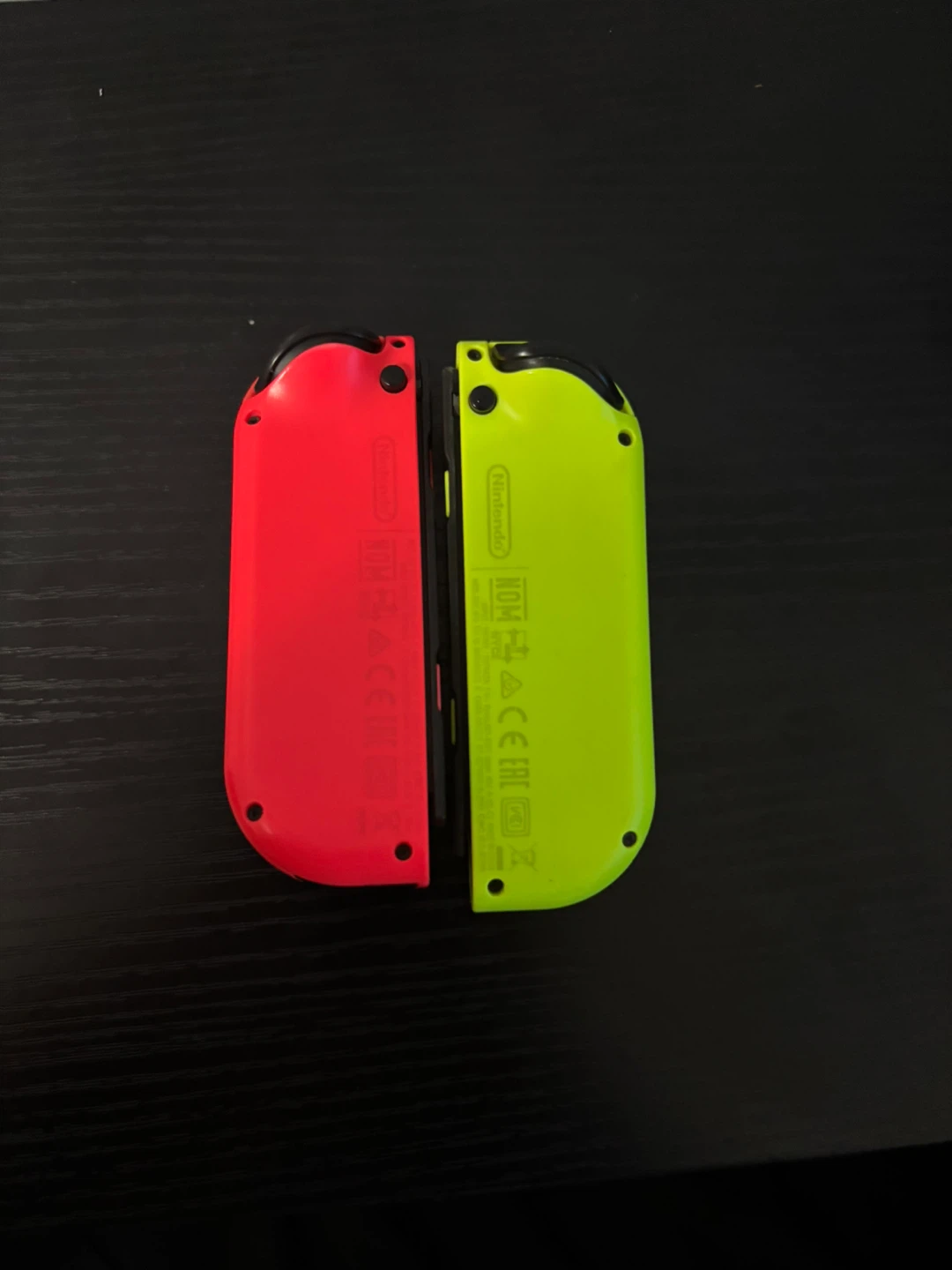 Nintendo Switch Joy-Con Controllers (Neon Red & Neon Green) - photo 2