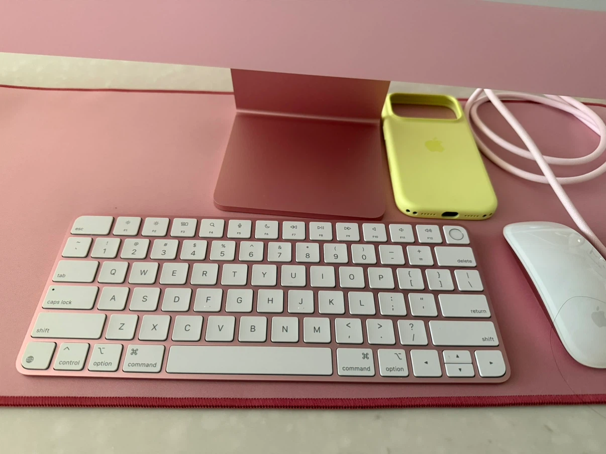 Logitech Desk Mat - Studio Series - Darker Rose