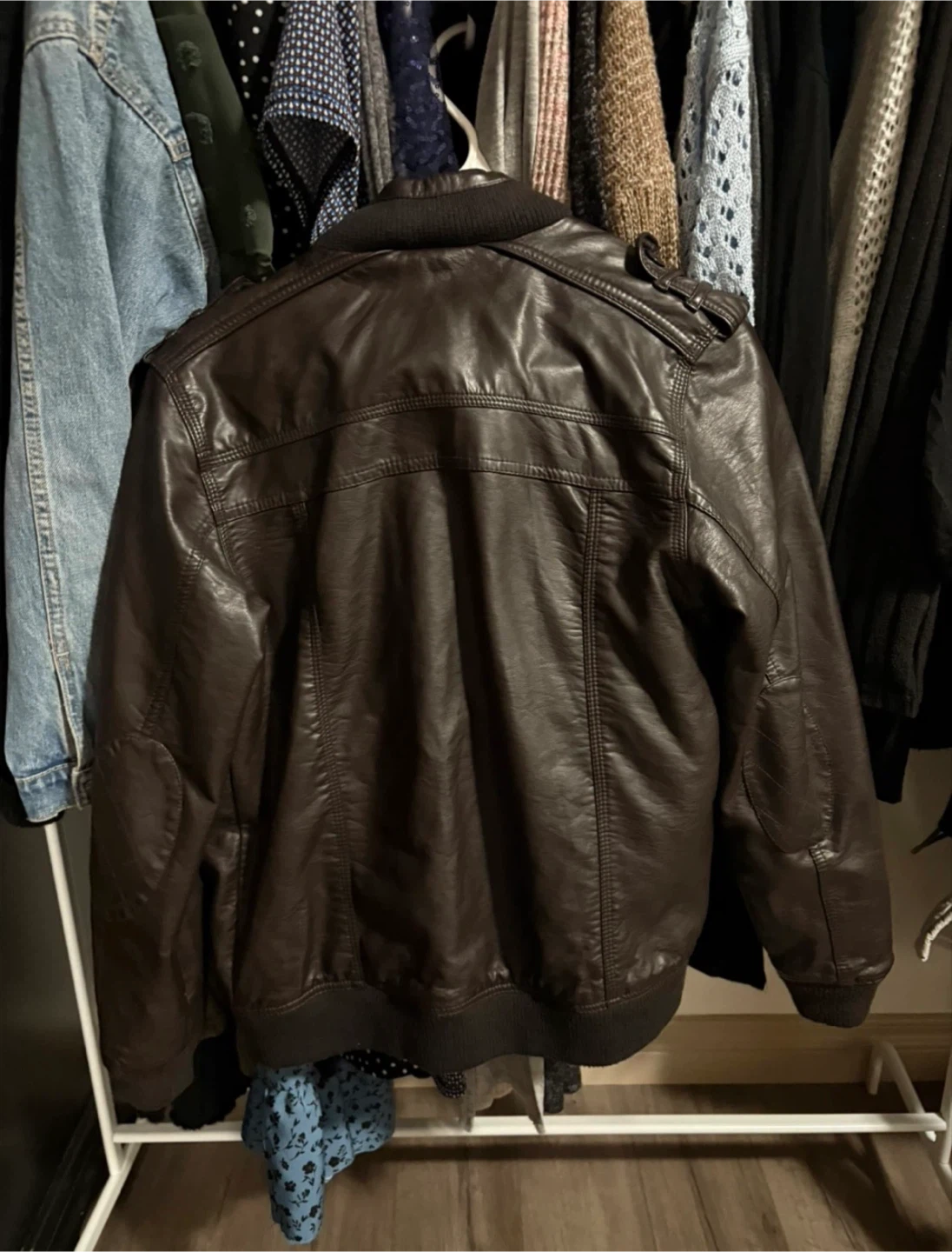 Vintage Leather Bomber Jacket - photo 2