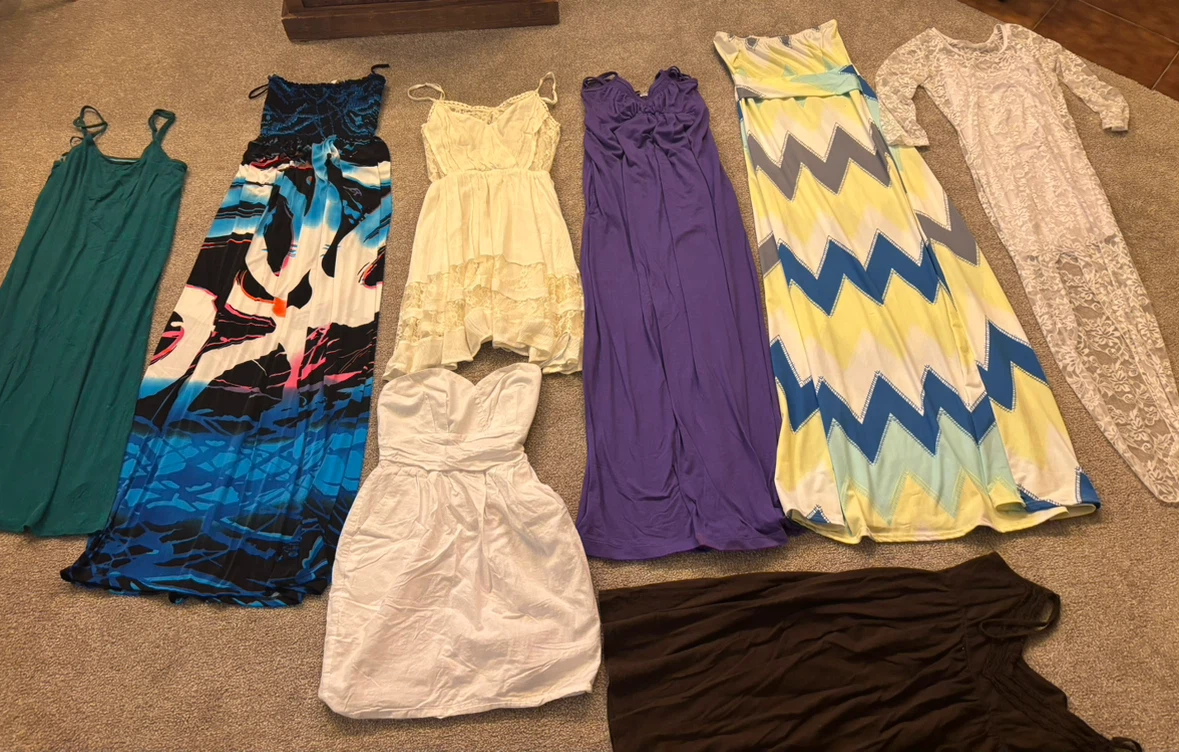 Women’s small - big lot - photo 5