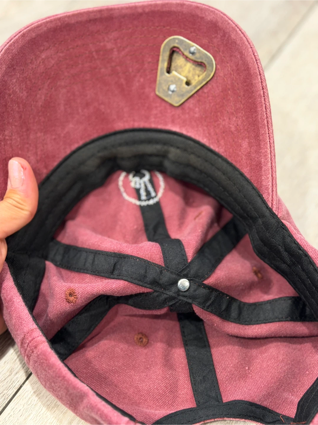 Baseball Cap with Bottle Opener - pink - photo 2
