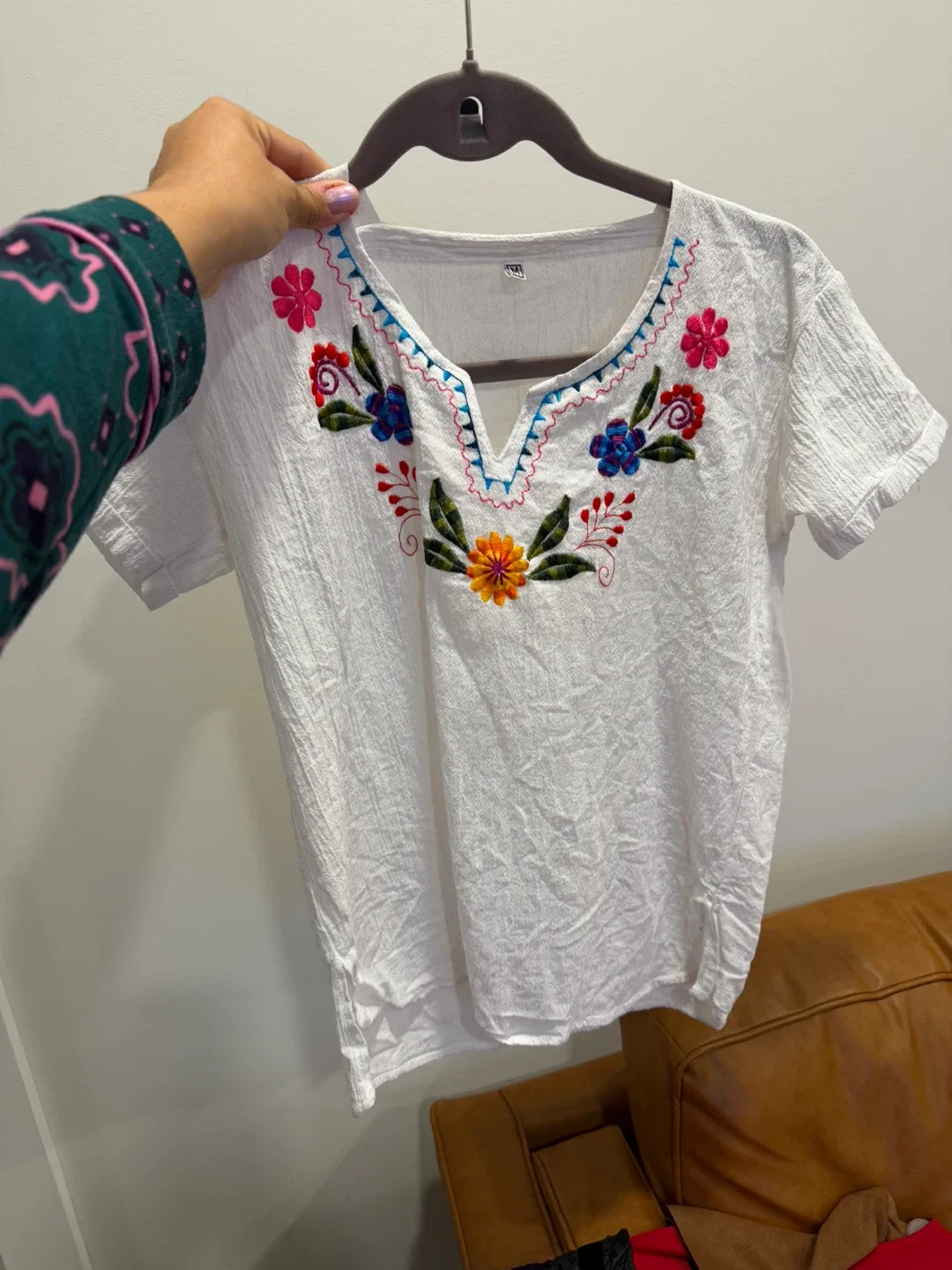 White Embroidered V-Neck Tunic Top