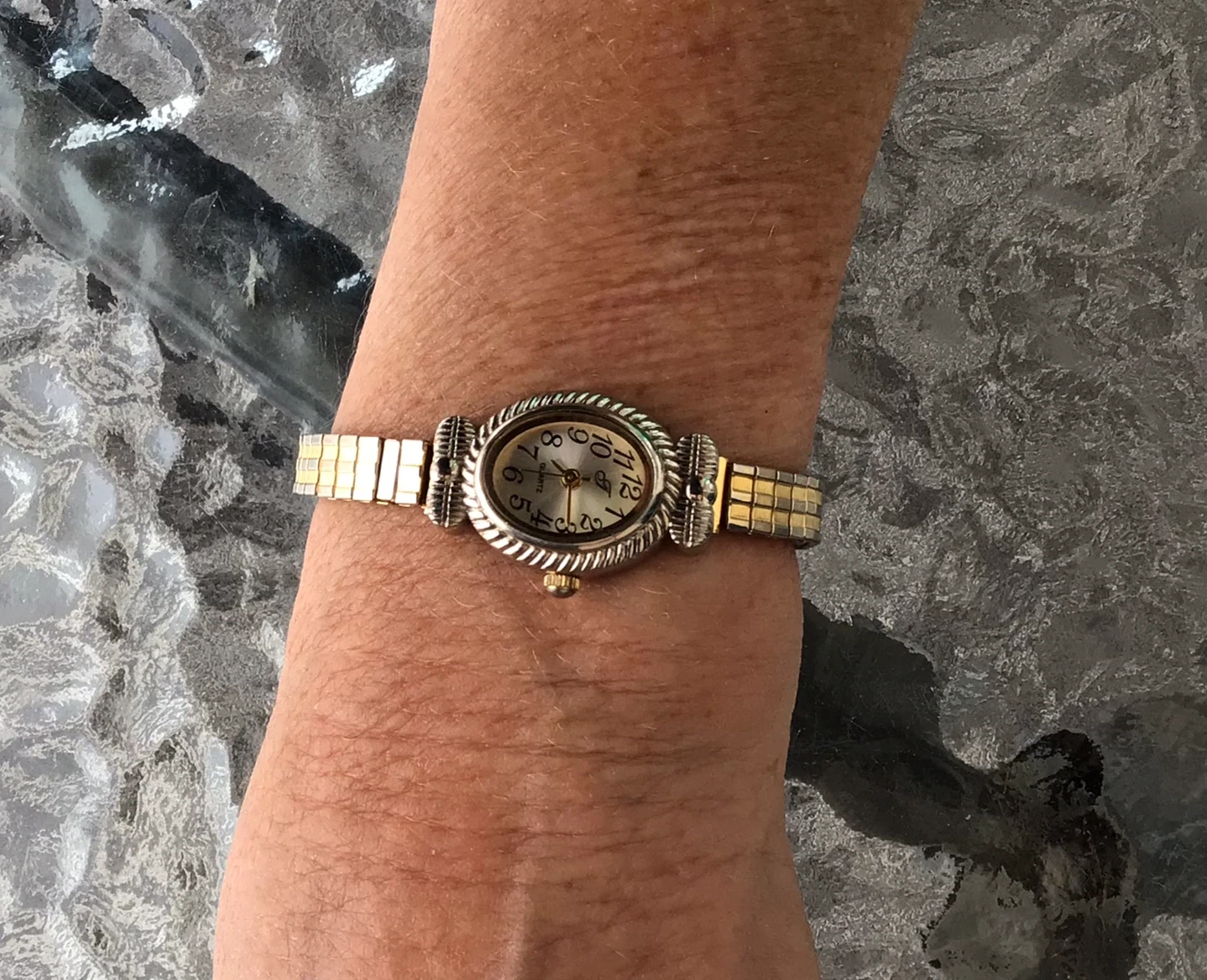 Women's Quartz Watch - Gold and Silver Tone - photo 3
