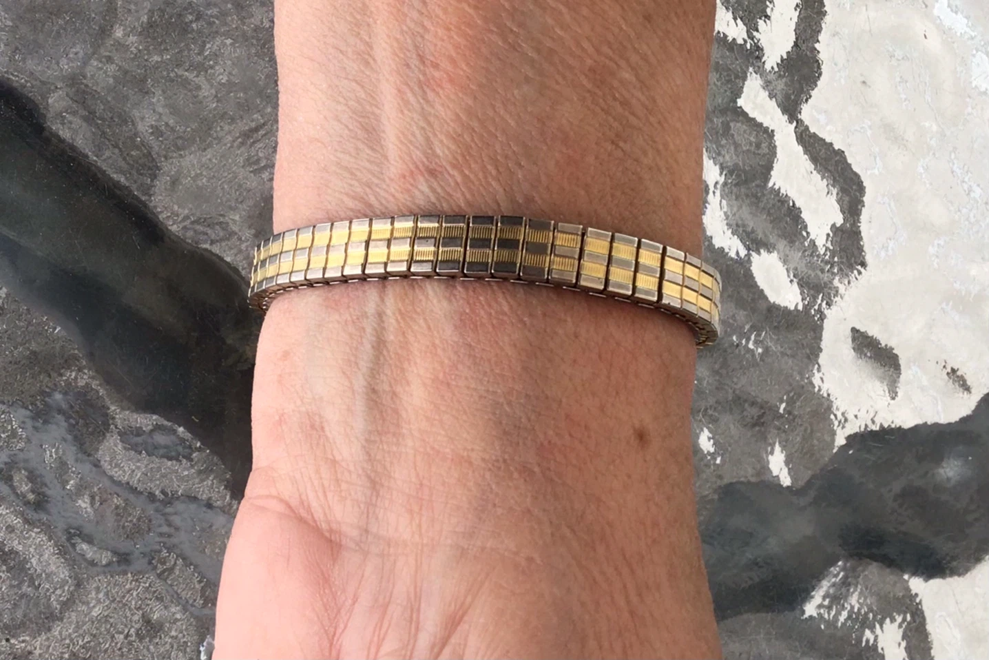 Women's Quartz Watch - Gold and Silver Tone - photo 5