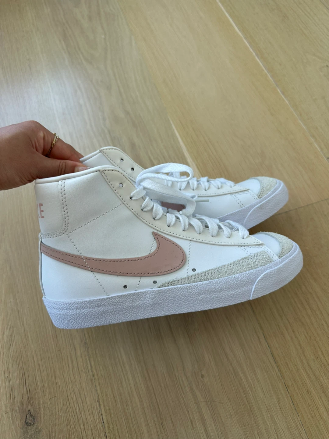 Nike Blazer Mid '77 Vintage Sneakers - photo 4