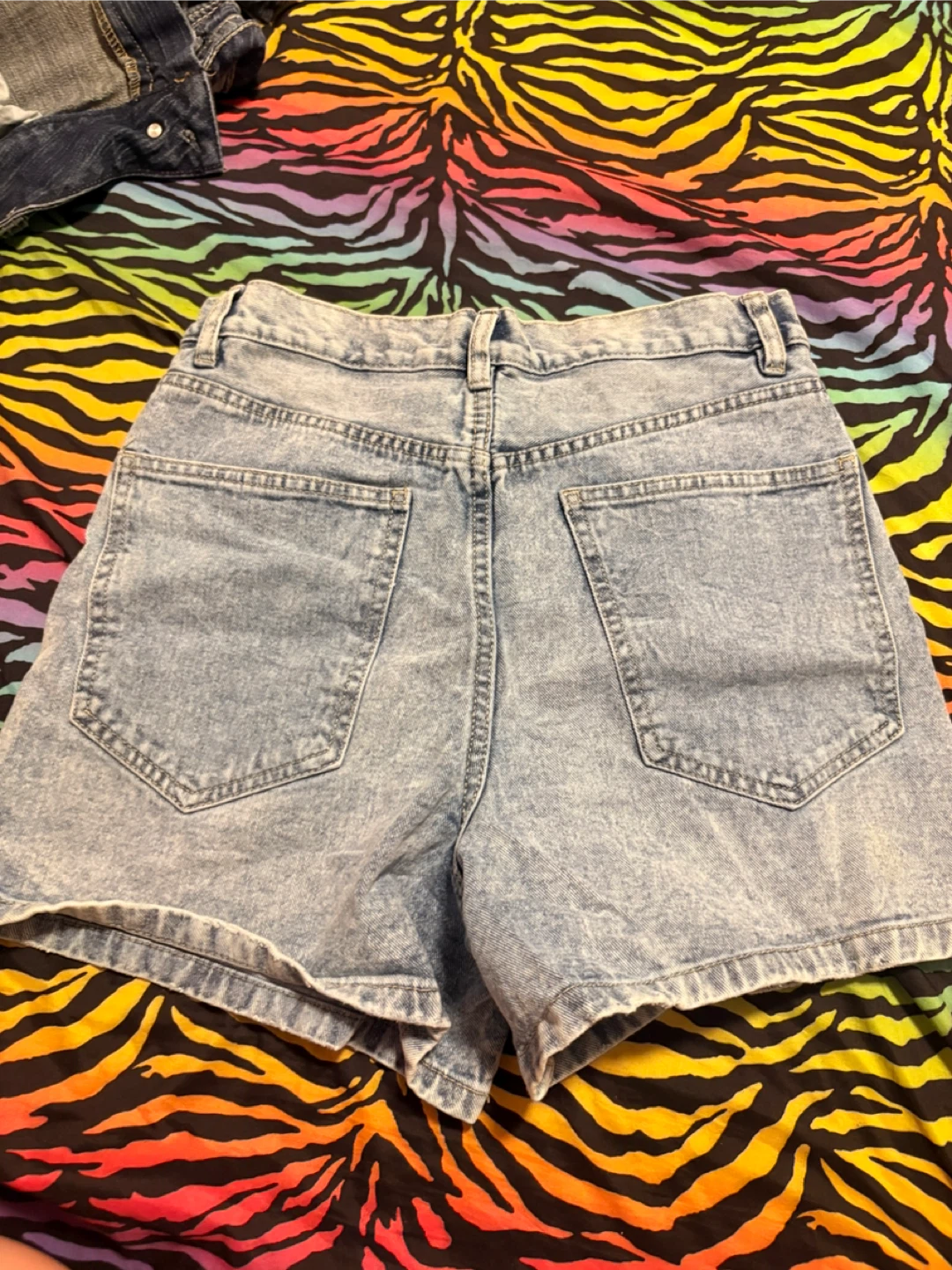 REUSED Denim Shorts Size 5 - photo 3