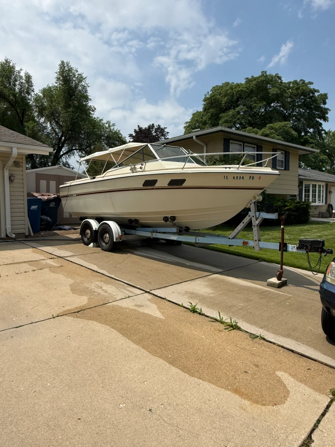 1977 Tiara 2000 with trailer newer tires