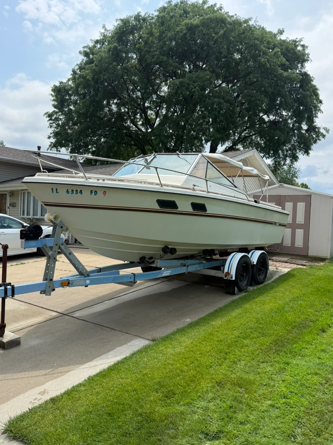 1977 Tiara 2000 with trailer newer tires - photo 2