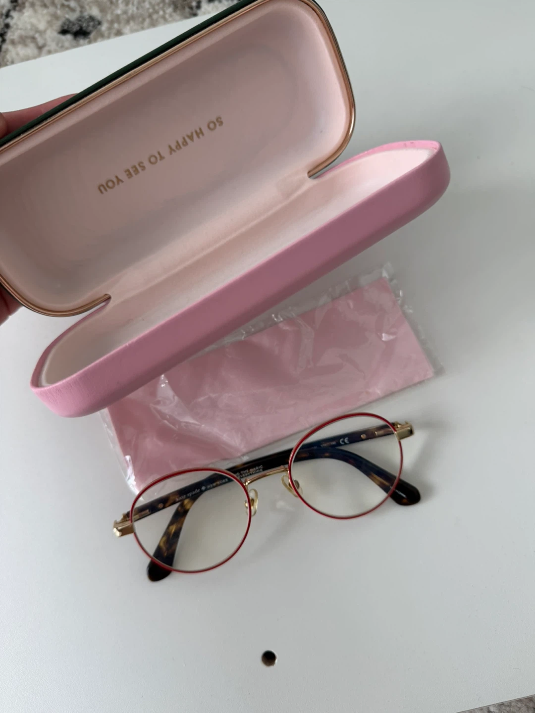 Kate Spade New York Glasses with Case
