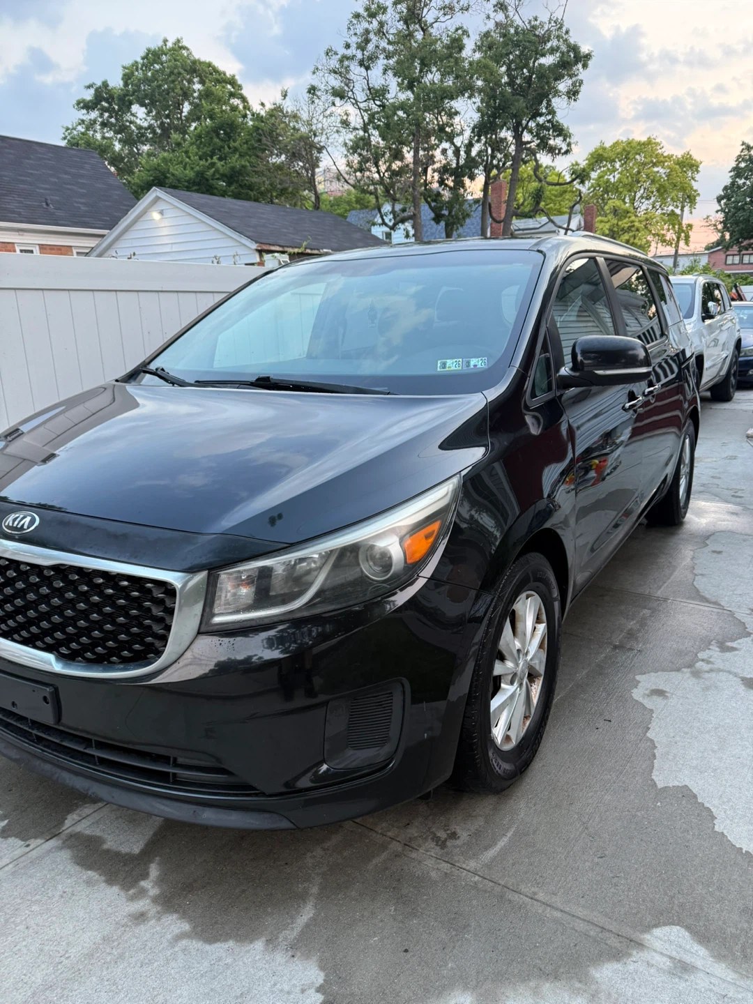 Black 2015 Kia Sedona LX Minivan with 142k miles - photo 2