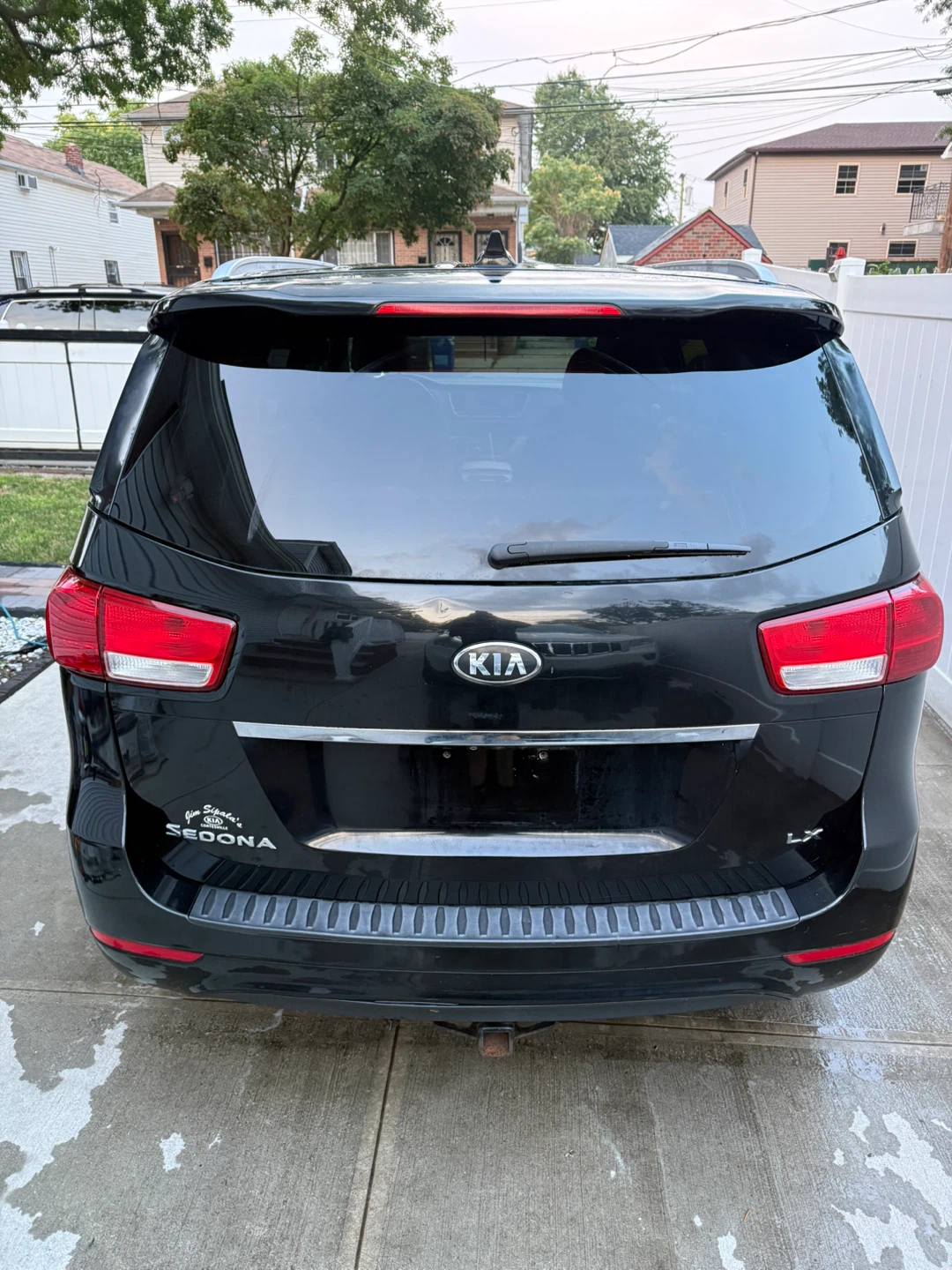 Black 2015 Kia Sedona LX Minivan with 142k miles - photo 3
