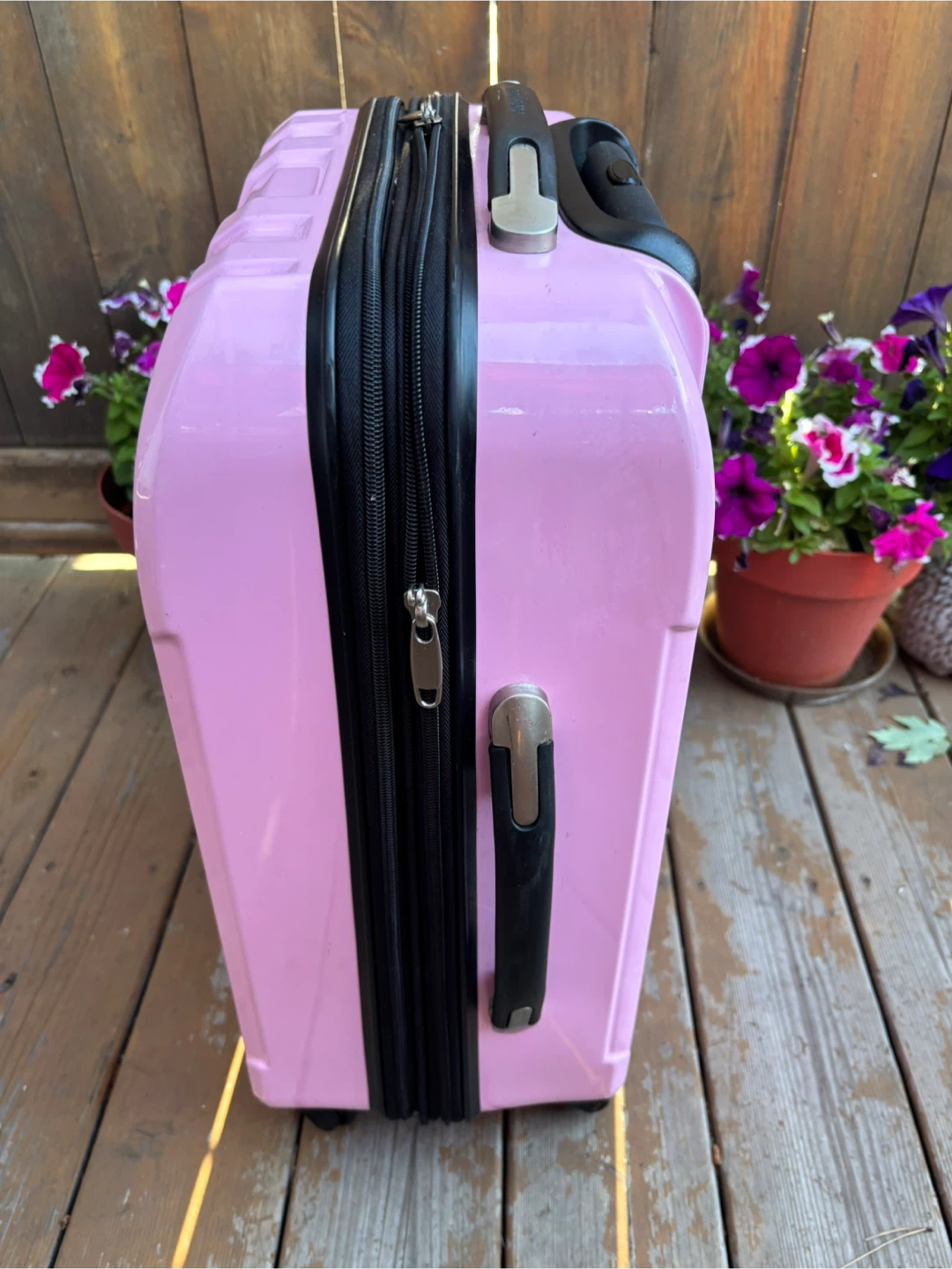Pink Hardshell Rolling Suitcase - photo 3