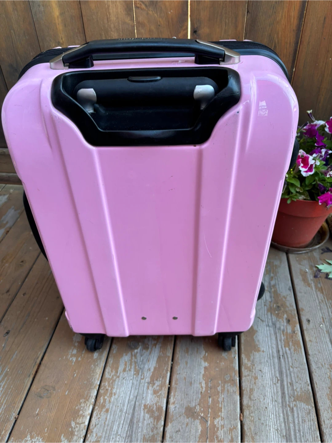 Pink Hardshell Rolling Suitcase - photo 4