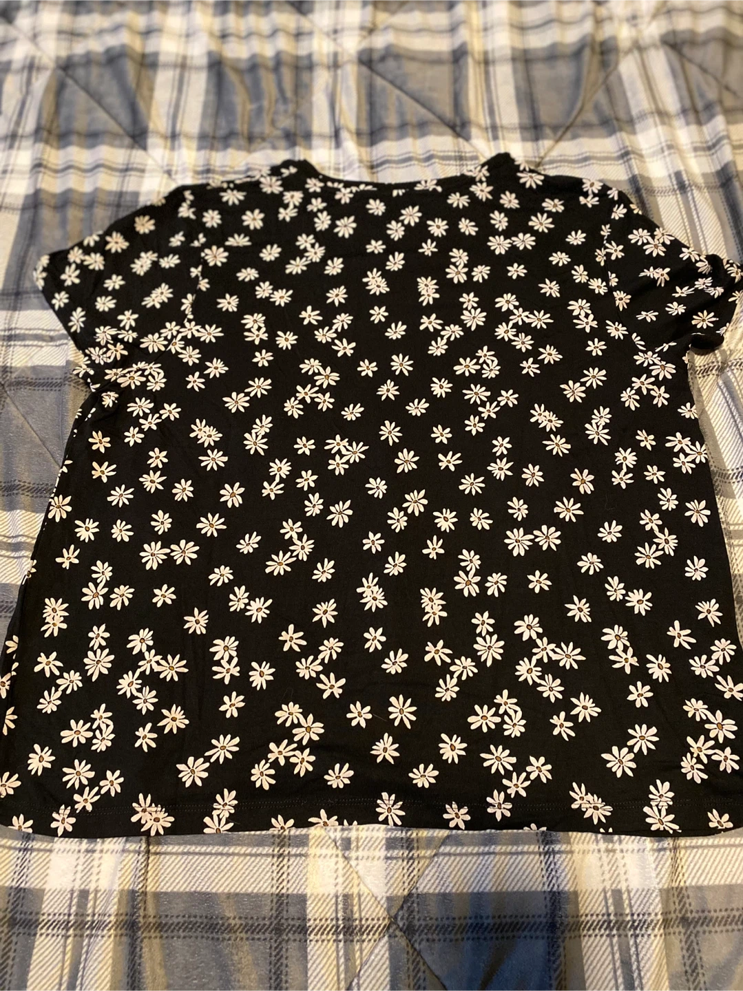 Women’s Reitmans Daisy Print T-Shirt Size 2X - photo 3