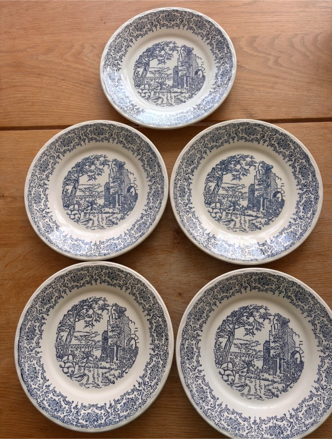 Set of 5 Vintage N.I.C.E. Ceramica Villanova Plates