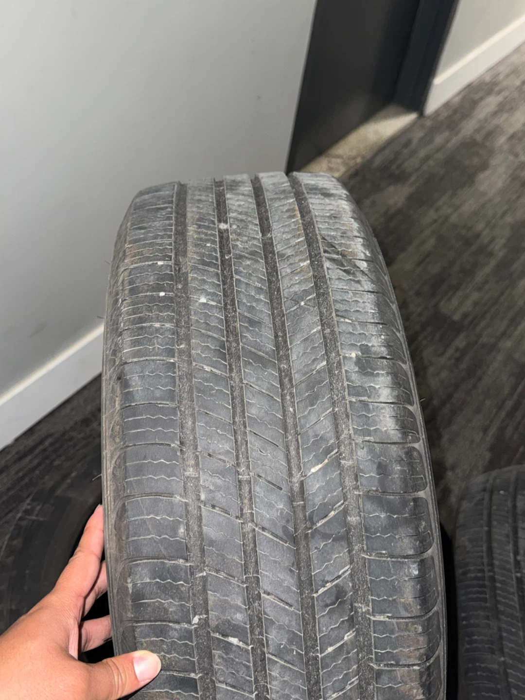 Four Michelin Tires 205/55R16 - photo 4