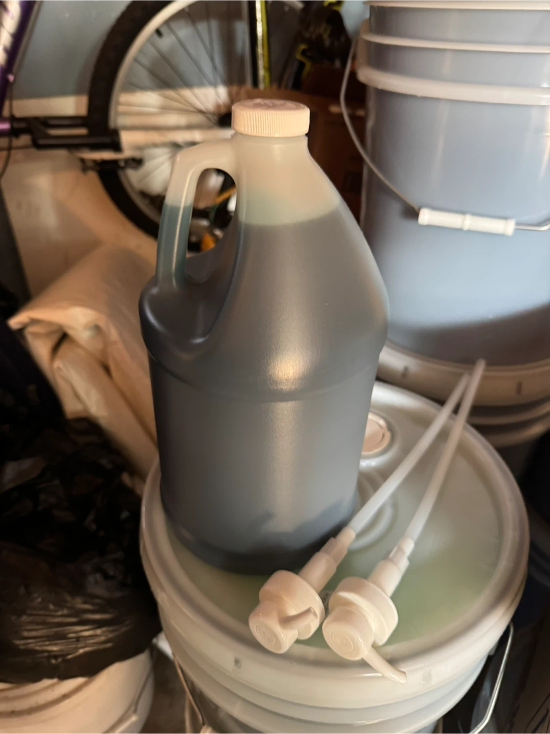 Blue Dish Soap Gallo - photo 2