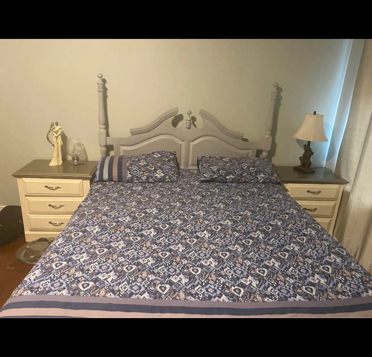Bedroom Furniture  Set for Sale