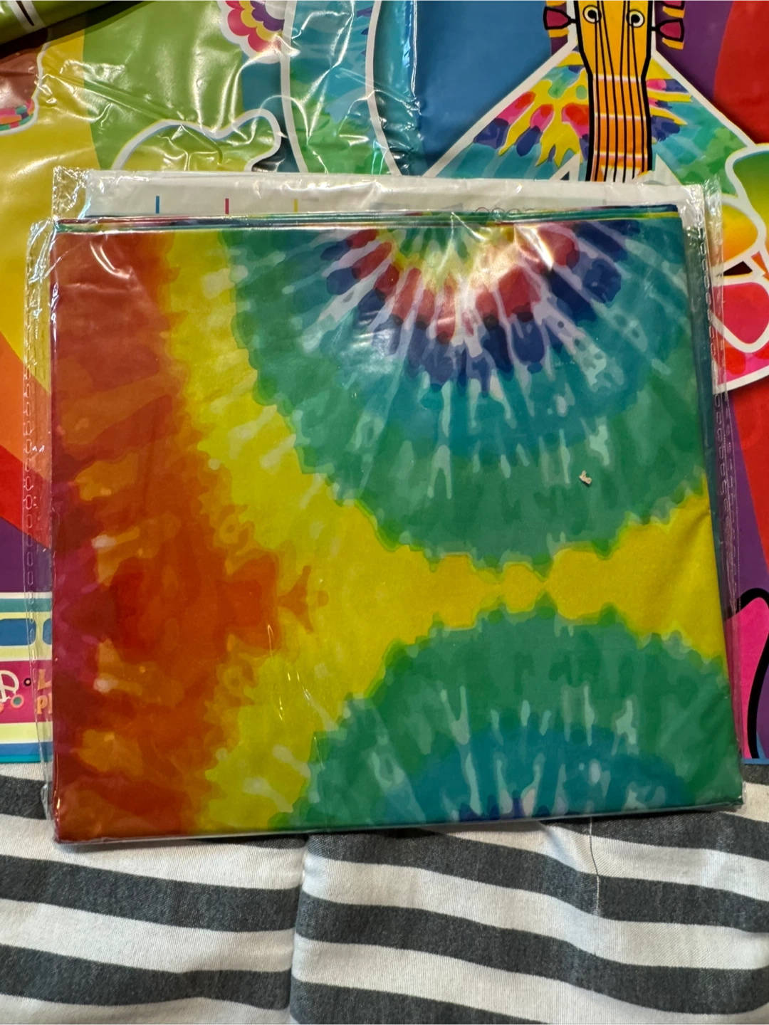 70s/Hippie Retro Groovy Birthday Party Decorations - photo 4